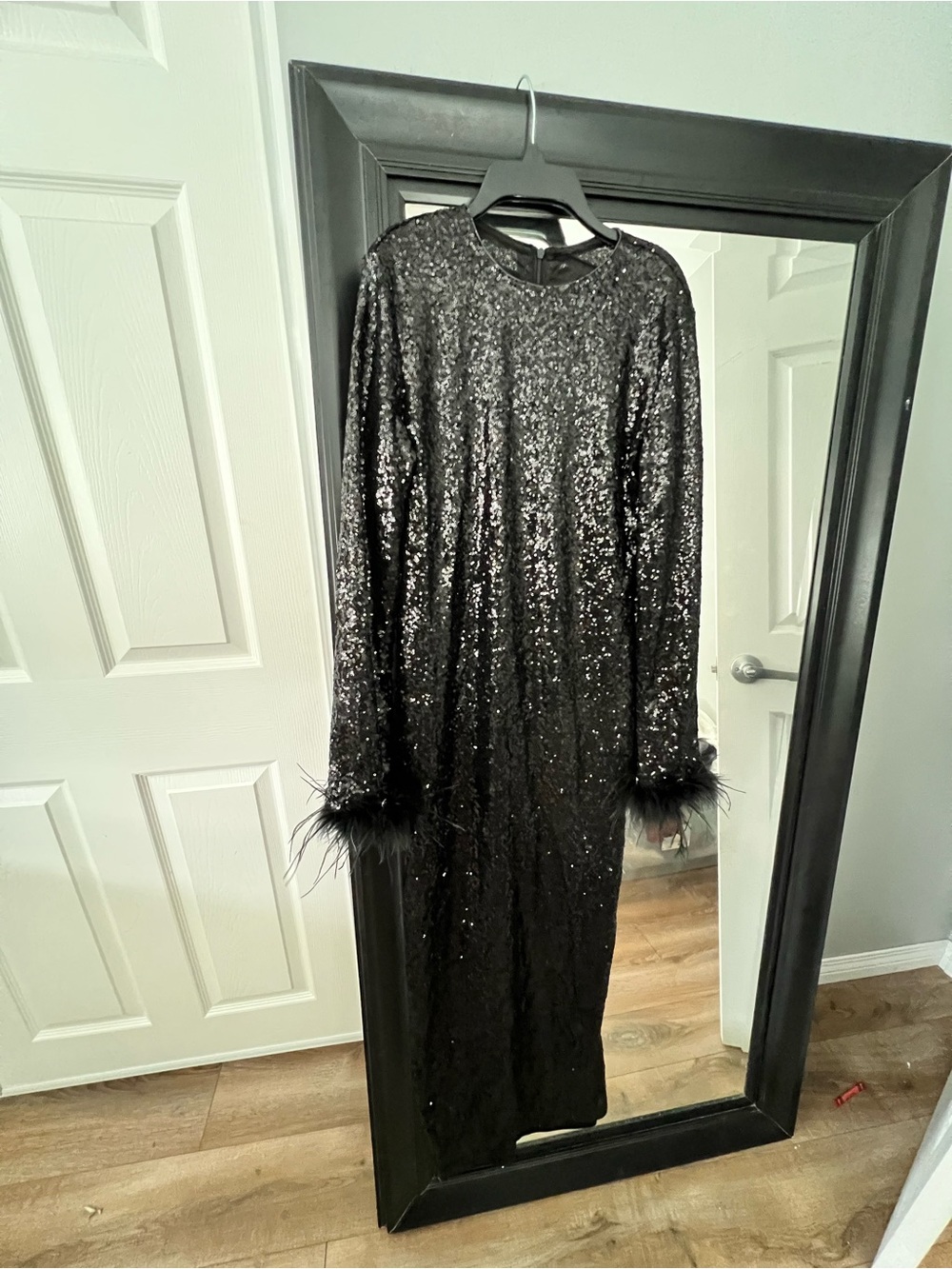 Black Sequined Long Sleeve Feather Cuff Dress